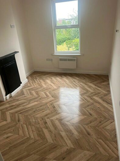 Studio To Rent In Audley Road, London, NW4