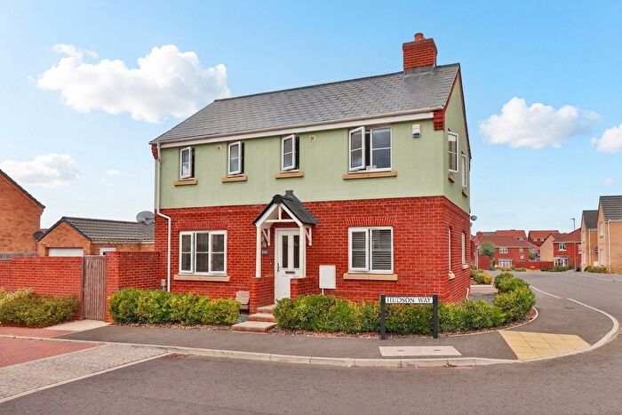 3 Bedroom Detached House For Sale In Hudson Way, Hadleigh, IP7