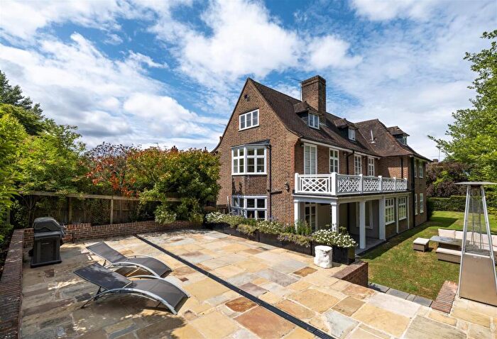 5 Bedroom House For Sale In Reynolds Close, Hampstead Garden Suburb, NW11