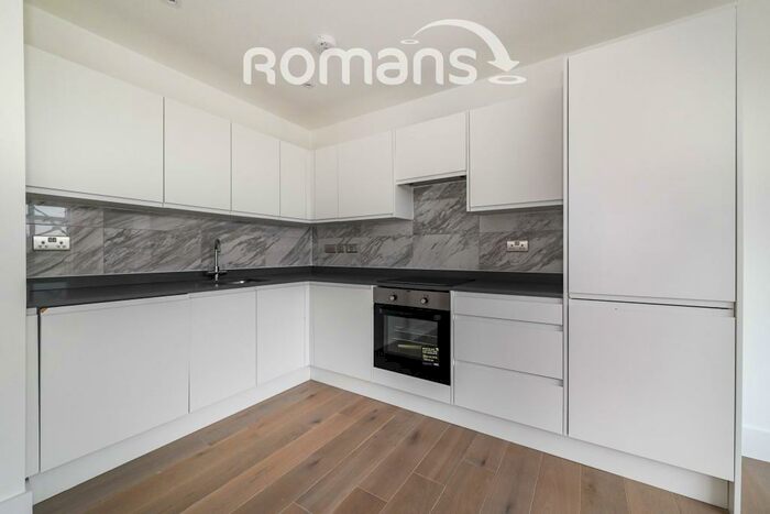 2 Bedroom Apartment To Rent In The Boulevard, Cain Road, RG12