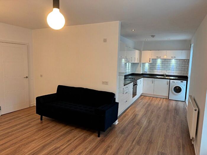2 Bedroom Flat To Rent In Gaskell Street, Saughton, Edinburgh, EH14