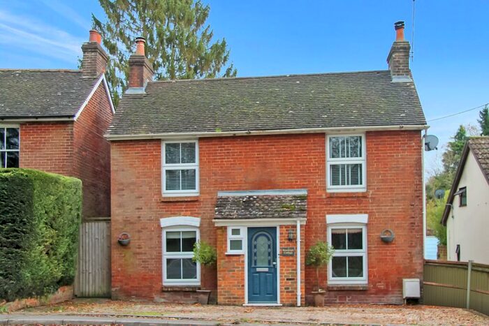 4 Bedroom Detached House For Sale In Shedfield, Hampshire, SO32