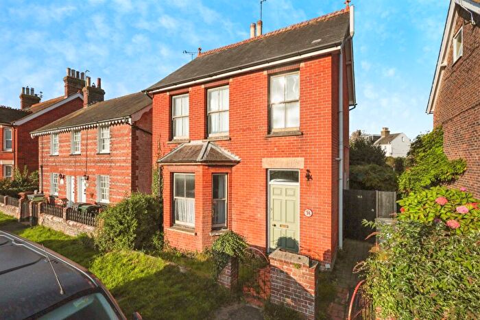 2 Bedroom Semi-Detached House For Sale In Ersham Road, Hailsham, BN27