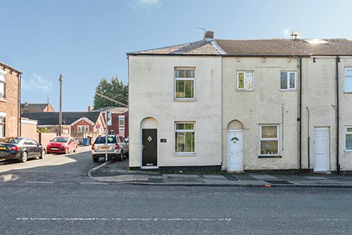 2 Bedroom End Terrace House For Sale In Castle Hill Road, Wigan, Lancashire, WN2