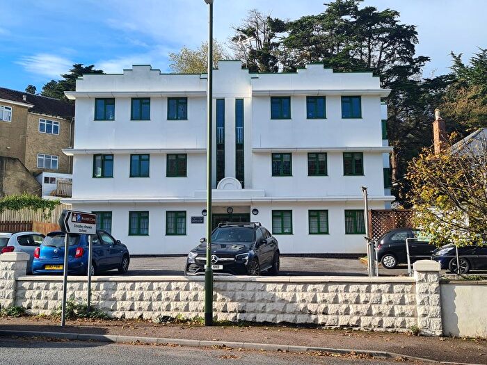 2 Bedroom Flat To Rent In Babbacombe Road, Ansteys Court, TQ1