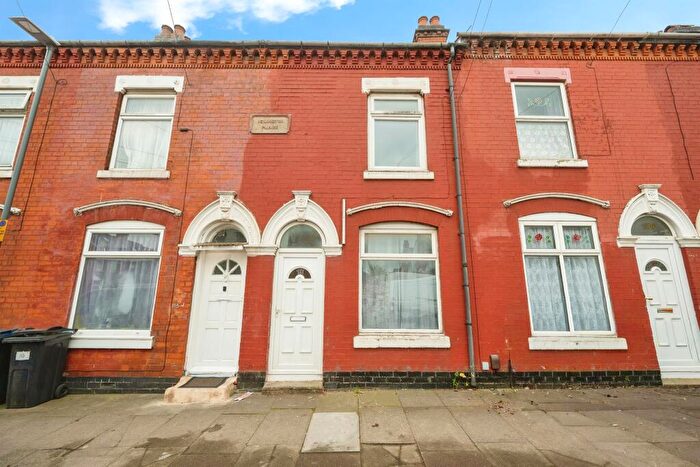 3 Bedroom Terraced House For Sale In Oldfield Road, Birmingham, B12