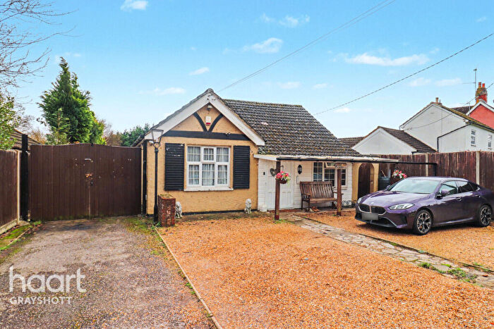 3 Bedroom Detached Bungalow For Sale In Chalet Hill, Bordon, GU35