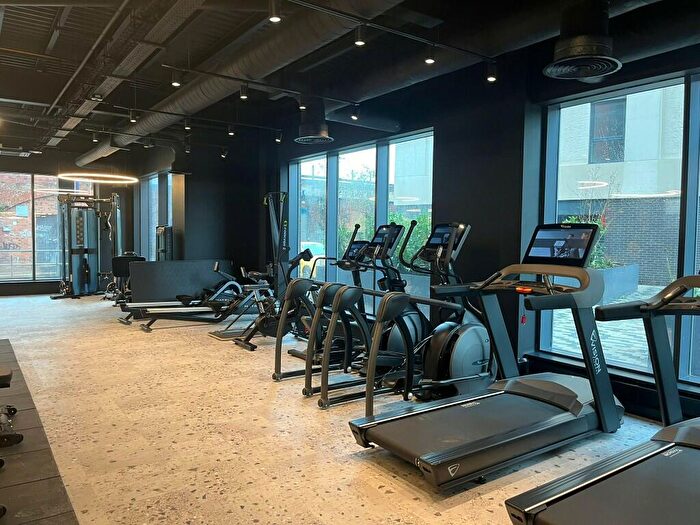 1 Bedroom Flat To Rent In Altitude At Phoenix, Saxton Lane, Leeds, West Yorkshire, LS9