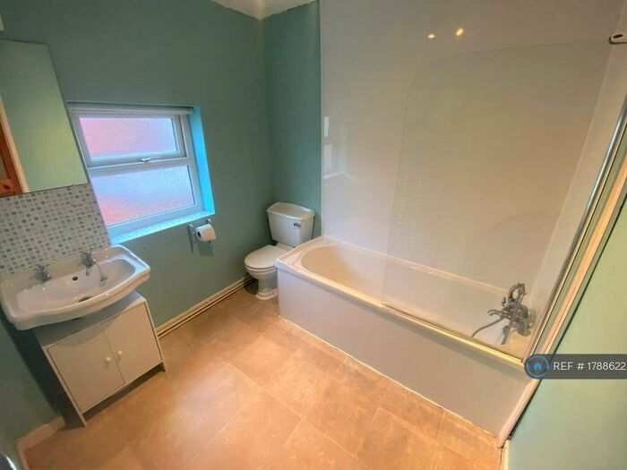 2 Bedroom Semi-Detached House To Rent In Bishopgate Street, Liverpool, L15