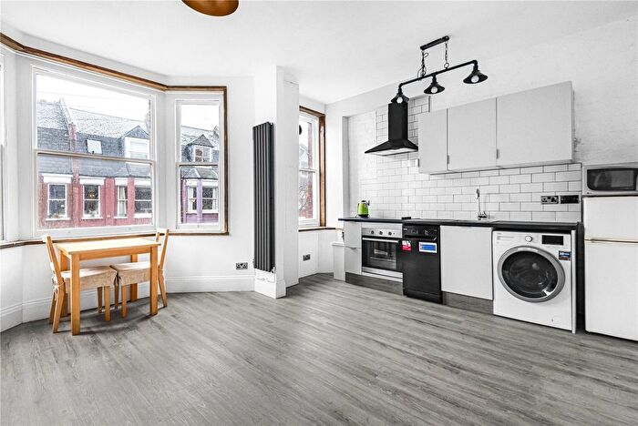 1 Bedroom Flat To Rent In Birnam Road, London, N4