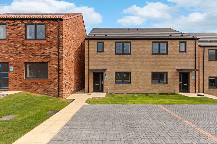 3 Bedroom Semi Detached House For Sale In Eskdale View, Whitby, North Yorkshire, YO22