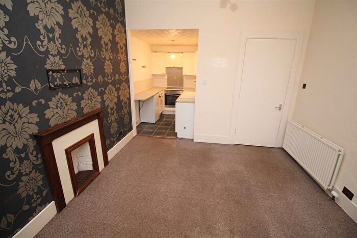 1 Bedroom Flat For Sale In Dempster Street, Greenock, PA15