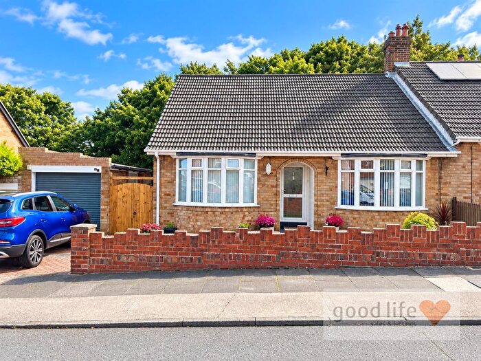 2 Bedroom Semi-Detached Bungalow For Sale In Hipsburn Drive, Barnes, Sunderland, SR3