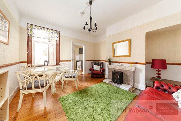 2 Bedroom Apartment To Rent In Grosvenor Road, Jesmond, Newcastle Upon Tyne, NE2