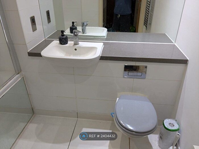 1 Bedroom Flat To Rent In Trident Point, Harrow, HA1