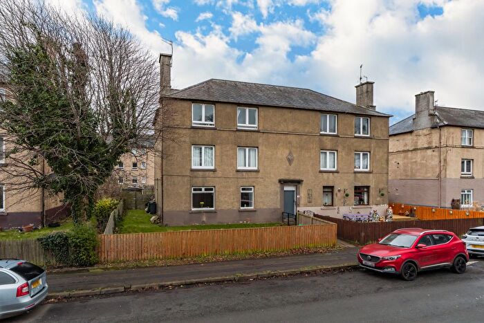 2 Bedroom Flat For Sale In / Hutchison Road, Edinburgh, EH14