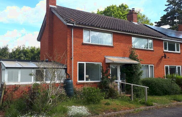 3 Bedroom Semi-Detached House For Sale In Yarmouth Road, Hales, NR14