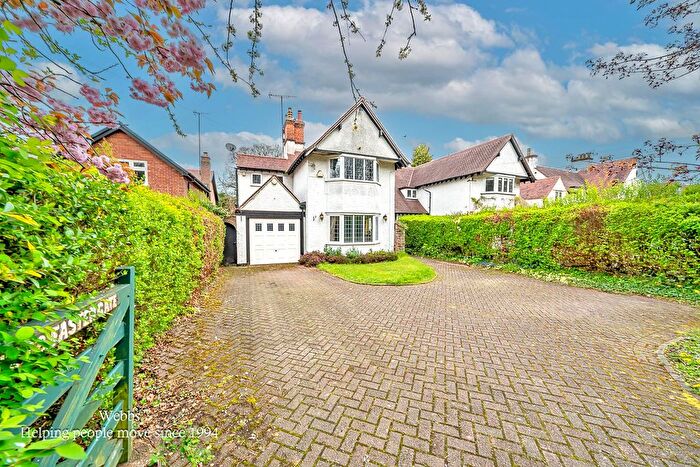 4 Bedroom Semi-Detached House For Sale In Aldridge Road, Aldridge, Walsall, WS9