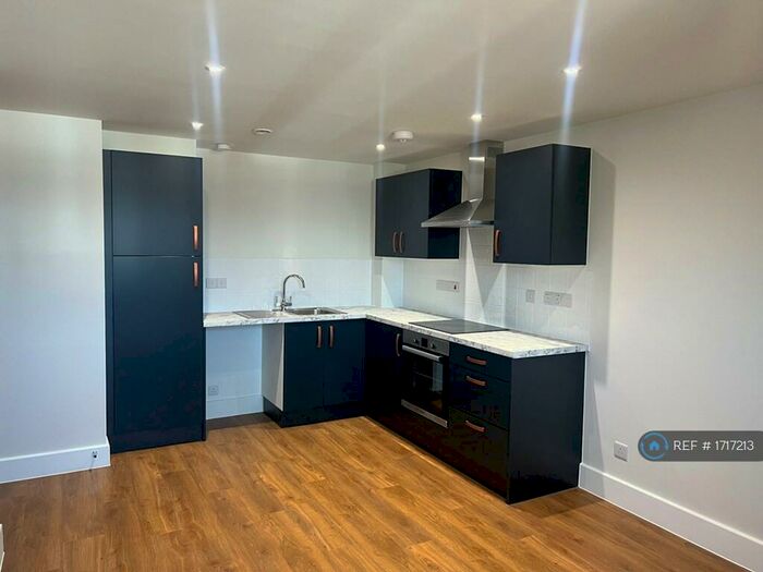 1 Bedroom Flat To Rent In Colwick Corner, Bournemouth, BH10