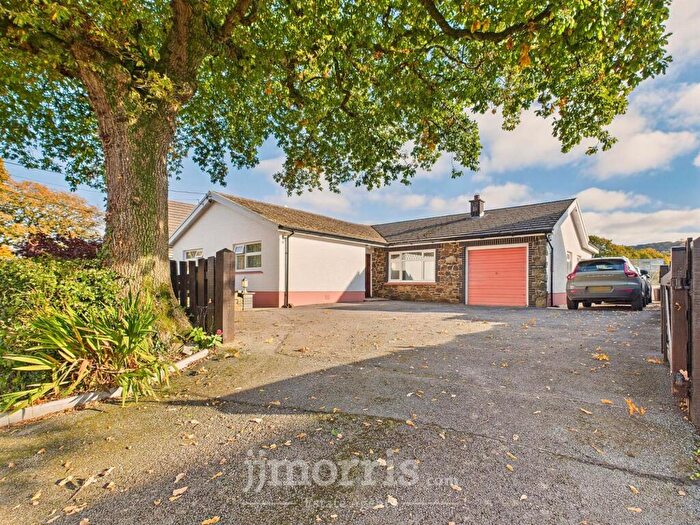 4 Bedroom Detached Bungalow For Sale In Trevaughan, Whitland, SA34