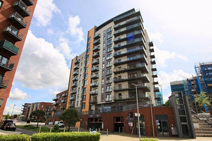 2 Bedroom Apartment For Sale In Centenary Plaza, Southampton, SO19