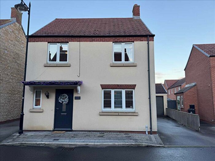 4 Bedroom Detached House For Sale In Mellor Way, New Waltham, Grimsby, DN36