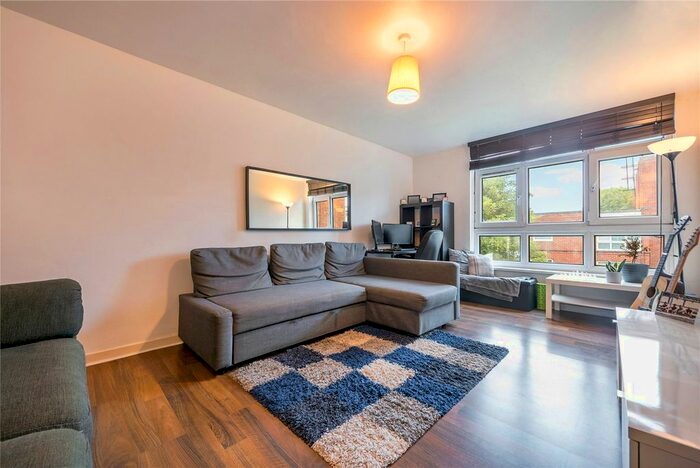 2 Bedroom Flat To Rent In Woking Close, Roehampton, SW15