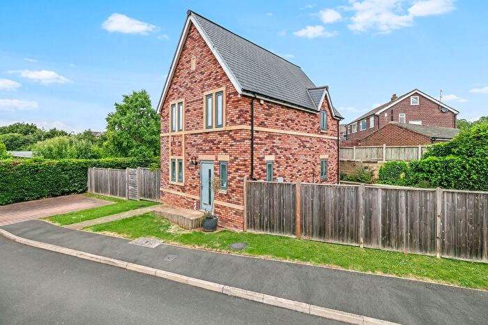 3 Bedroom Detached House For Sale In Wharfedale Drive, Otley, West Yorkshire, LS21