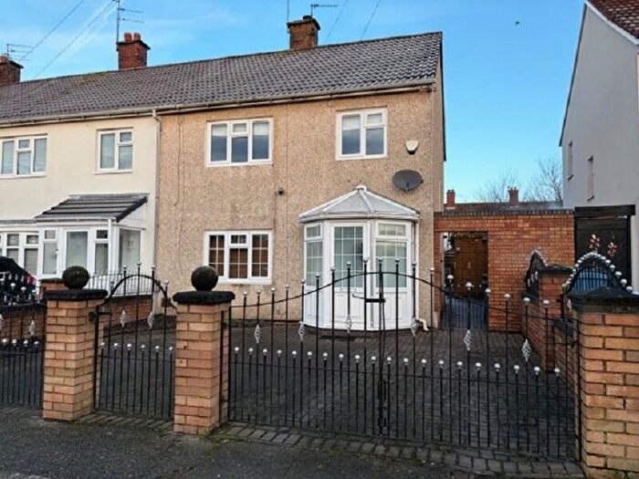 3 Bedroom Semi Detached House For Sale In Kingsthorne Road, Liverpool, Merseyside., L25