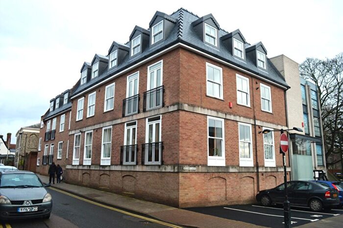 1 Bedroom Apartment To Rent In Apartment Garland House, IP33