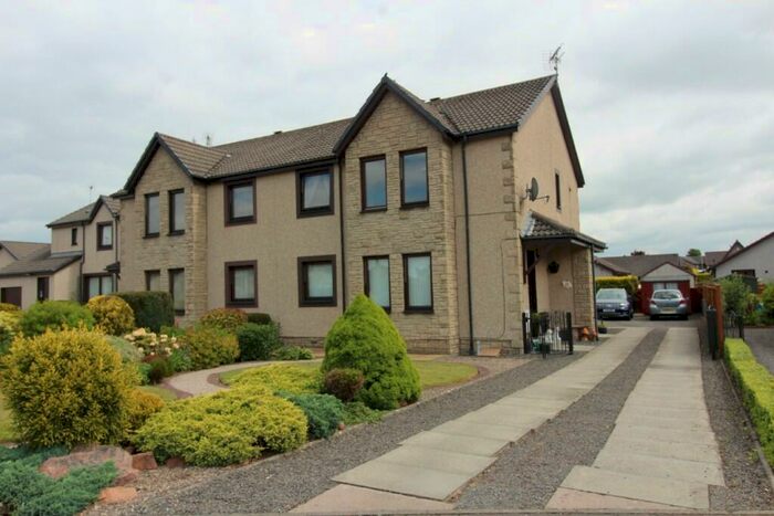 2 Bedroom Flat To Rent In Gowan Rigg, Forfar, Angus, DD8