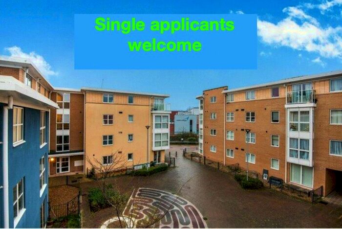 4 Bedroom End Of Terrace House To Rent In Richmond Court, Exeter, EX4