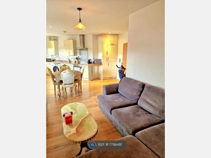 1 Bedroom Flat To Rent In Eastfields Road, Mitcham, CR4