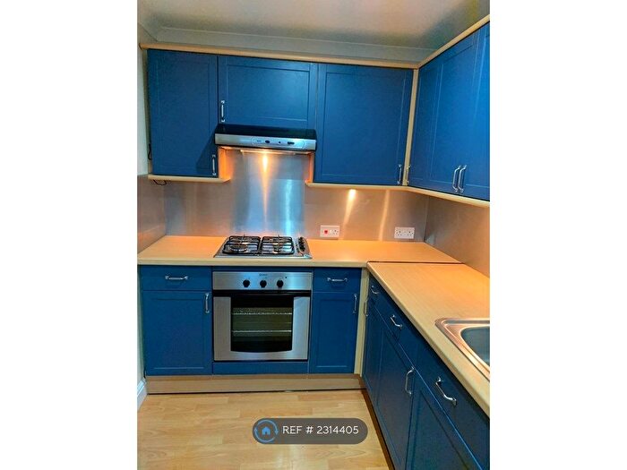 1 Bedroom Flat To Rent In Wellwood Avenue, Lanark, ML11