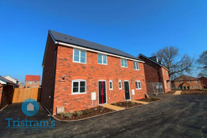 3 Bedroom Semi-Detached House To Rent In Anna Close, Edwalton, Nottingham, NG12