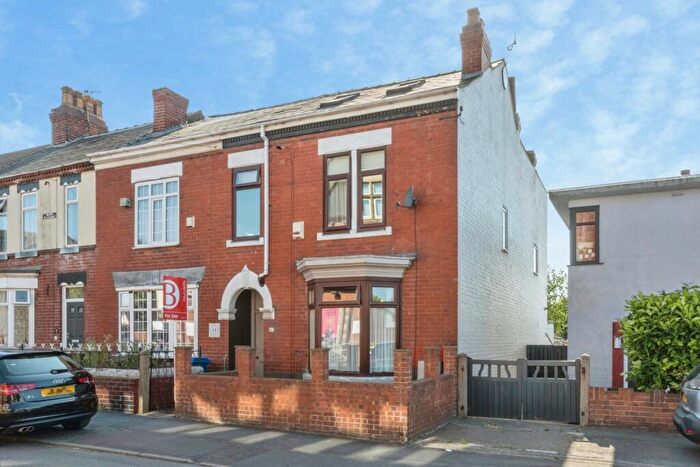 4 Bedroom End Of Terrace House For Sale In Park Road, Mexborough, South Yorkshire, S64