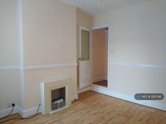 3 Bedroom Semi-Detached House To Rent In Osmaston Road, Derby, DE24