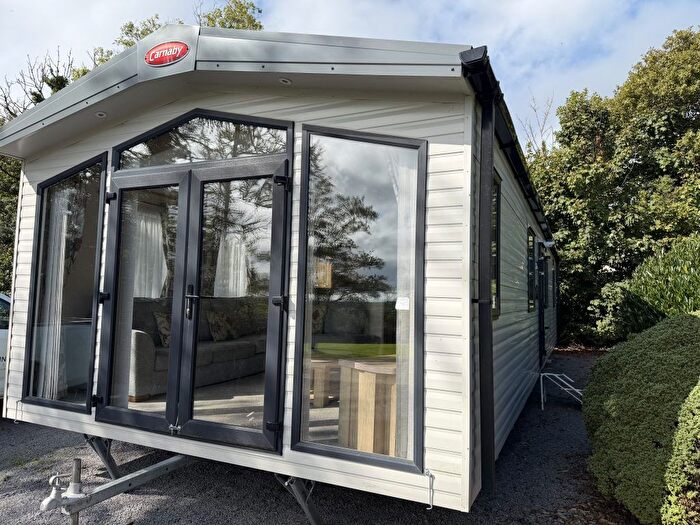 2 Bedroom Park Home For Sale In Devonshire Drive, Tenby, SA70