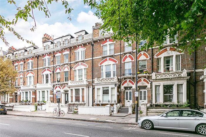 2 Bedroom Flat For Sale In Holland Road, Holland Park, W14