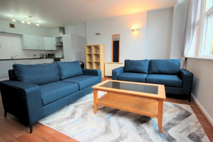 1 Bedroom Apartment To Rent In Portland House, A Portland Street Manchester, M1