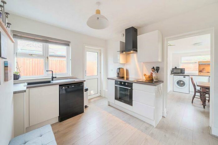 2 Bedroom Bungalow For Sale In Lulworth Road, Wool, BH20