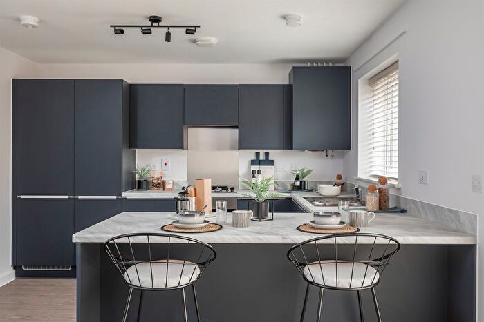 4 Bedroom End Of Terrace House For Sale In Freeth Street, Birmingham, B16
