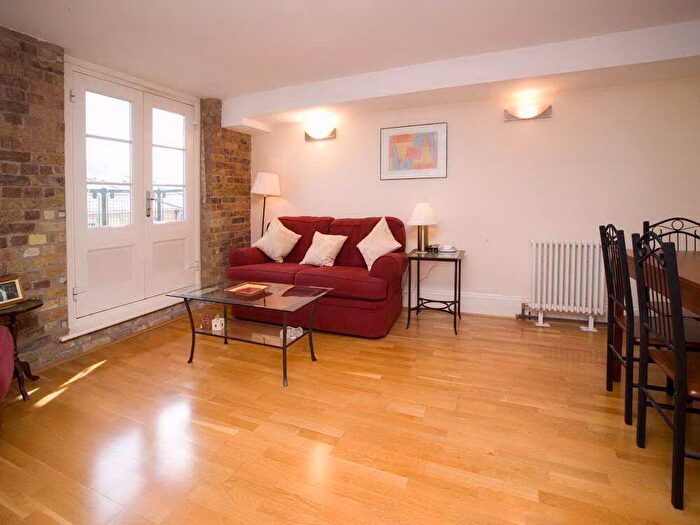 2 Bedroom Apartment To Rent In Globe Wharf, Rotherhithe Street, Rotherhithe, SE16