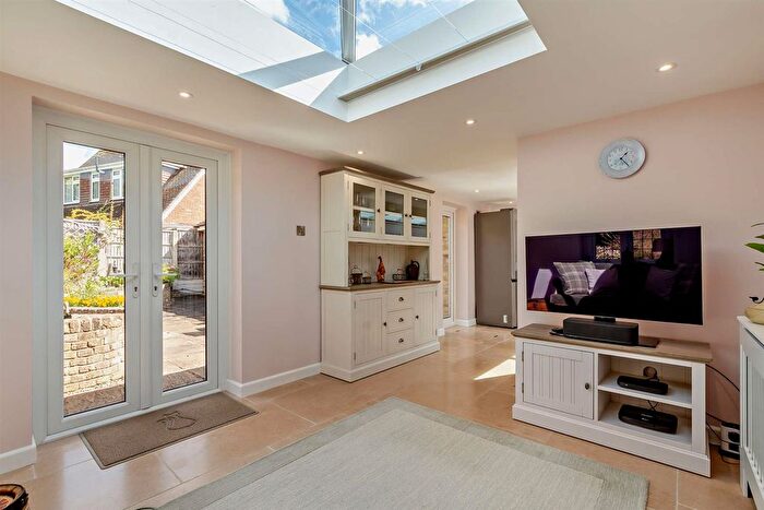 2 Bedroom Detached Bungalow For Sale In Church Street, Teston, Maidstone, ME18