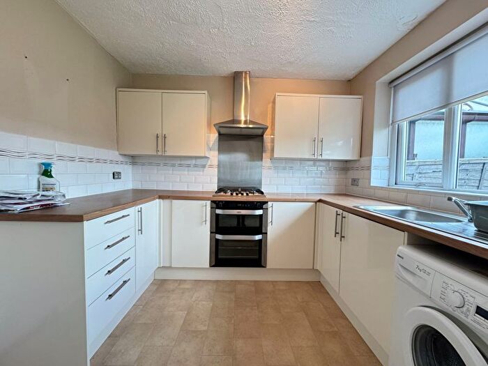 2 Bedroom Semi-Detached Bungalow To Rent In Aintree Road, Little Lever, Bolton., BL3