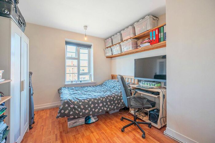 2 Bedroom Flat To Rent In Lorraine Court, Kentish Town, London, NW1