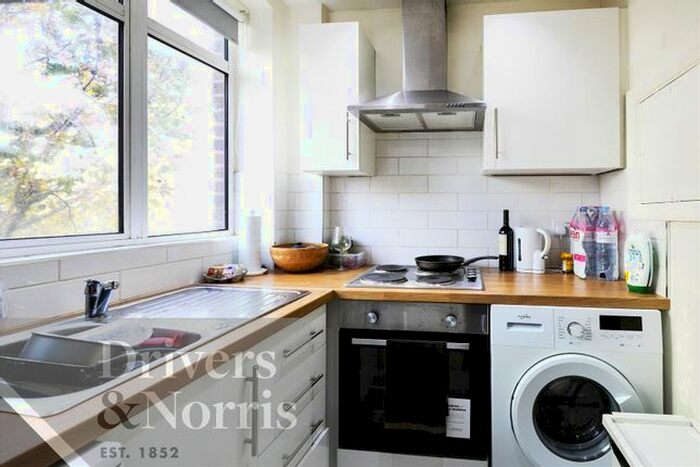 Studio To Rent In Warren Court, Euston, London, NW1