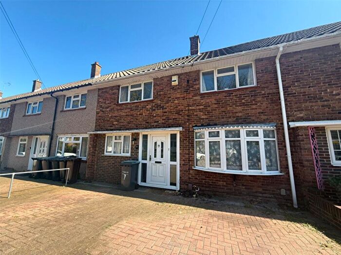 3 Bedroom Terraced House For Sale In Codrington Gardens, Gravesend, Kent, DA12