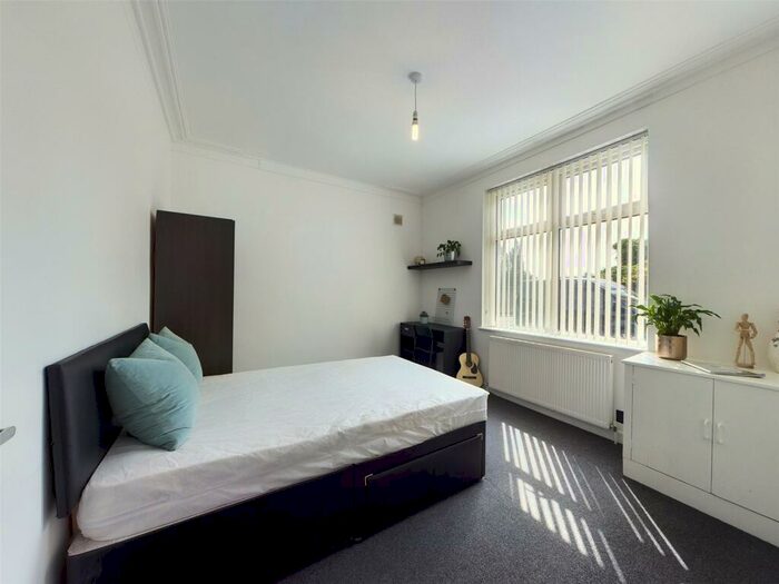 3 Bedroom House To Rent In Rostherne Street, Salford, M6