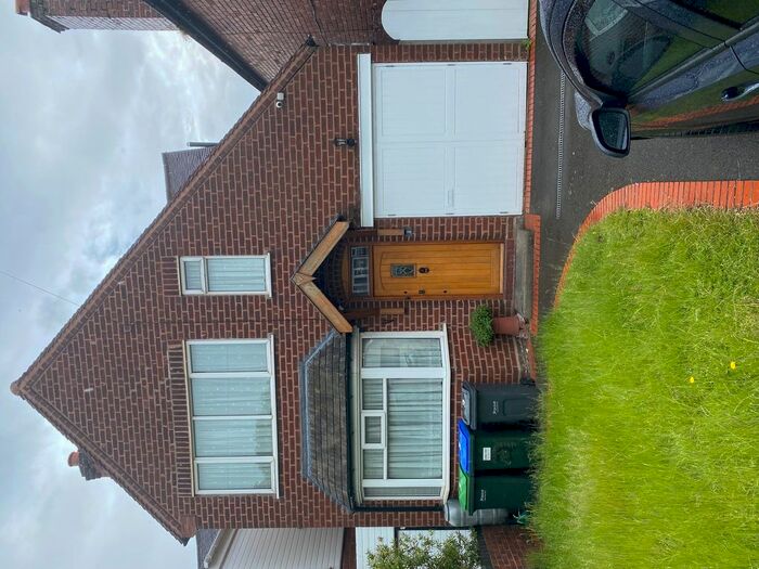 3 Bedroom Semi-Detached House To Rent In George Road, Great Barr, B43